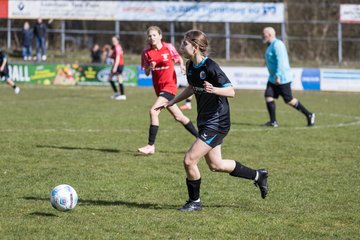 Bild 344 - wBJ VfL Pinneberg - Waldd�rfer SV : Ergebnis: 5:0